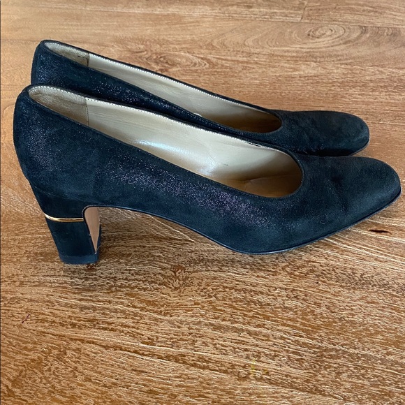 Salvatore Ferragamo heels - Picture 1 of 11